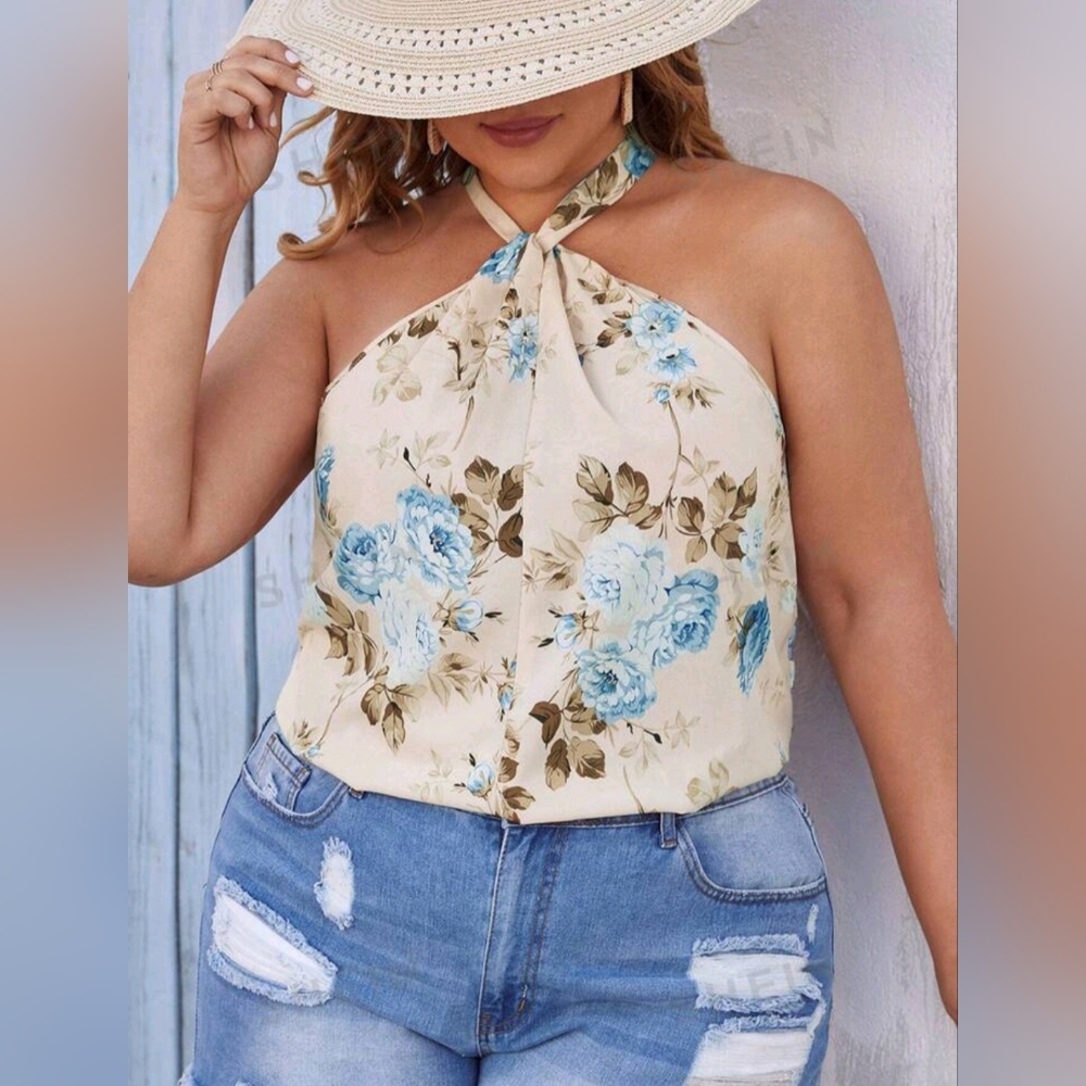 SHEIN LUNE Plus Floral Print Halter Neck Blouse